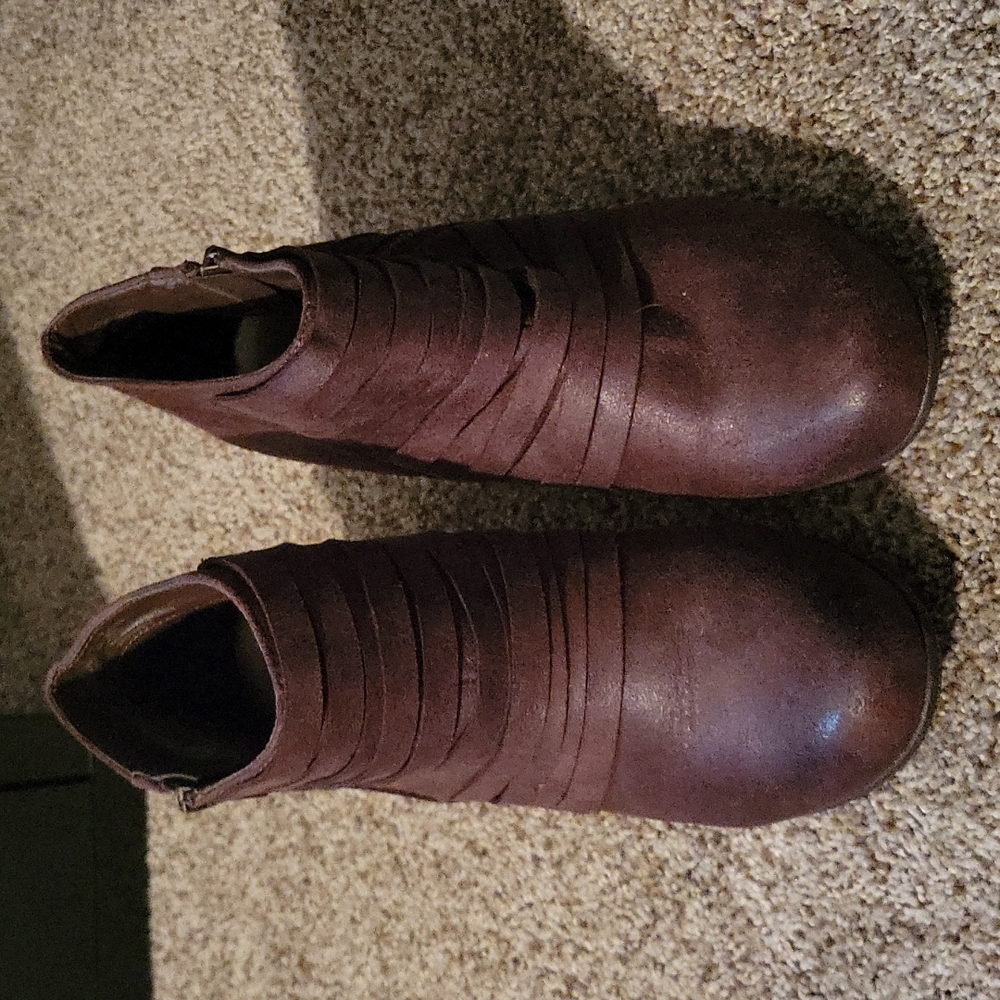 Ankle boots